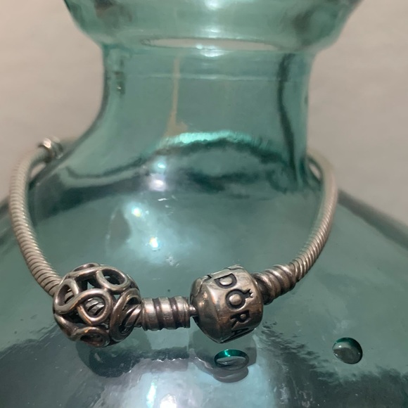 Pandora Bracelet - Picture 1 of 2